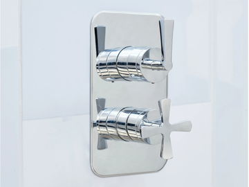 RIVIERA-Shower-set-with-hand-shower-Burlington-Bathrooms-512438-rel79dfa85e.jpg